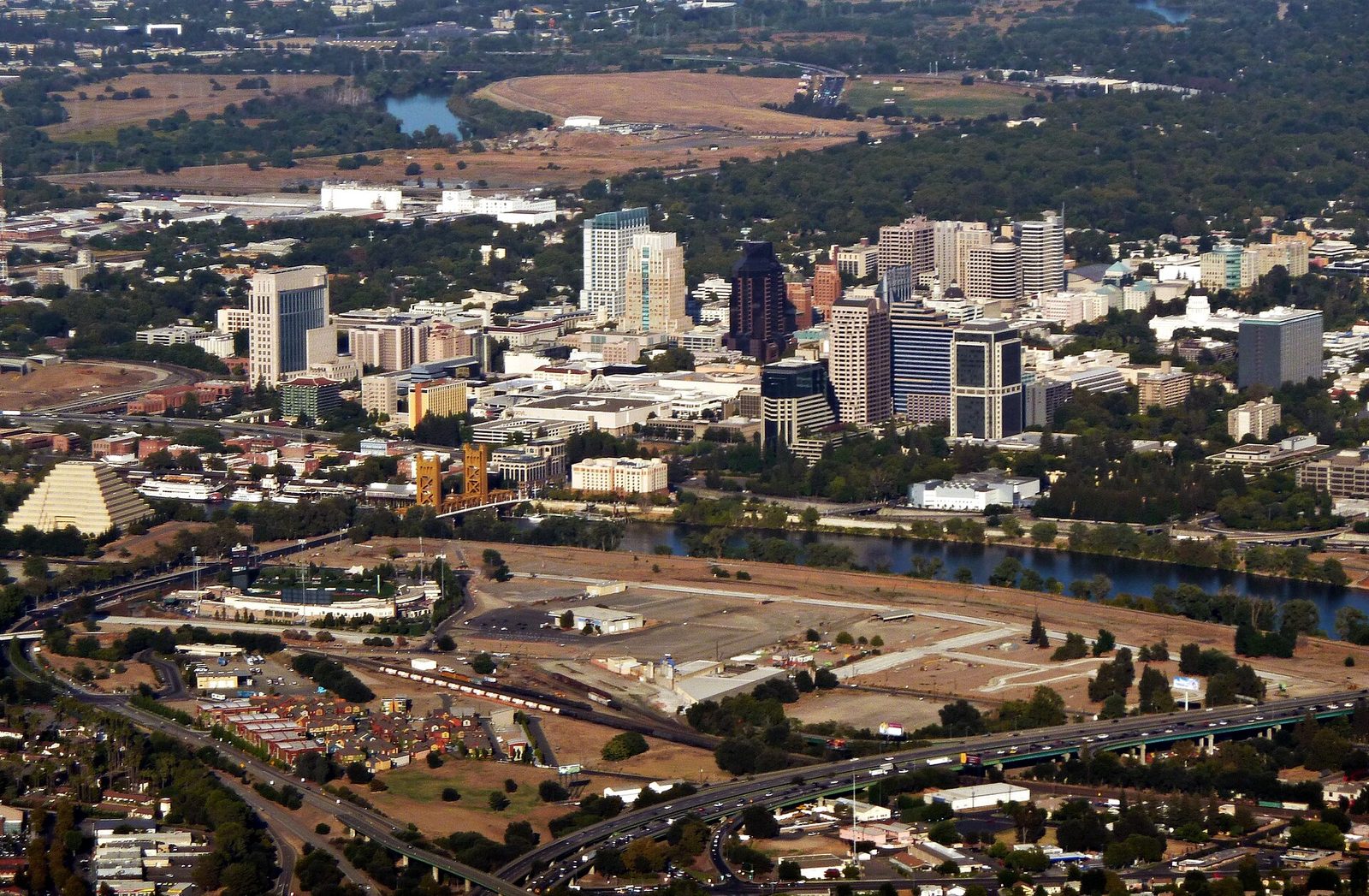 Sacramento skyline