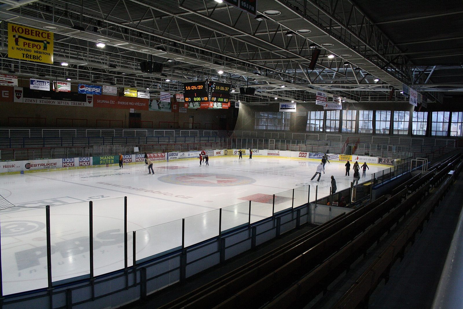 ice hockey rink arena
