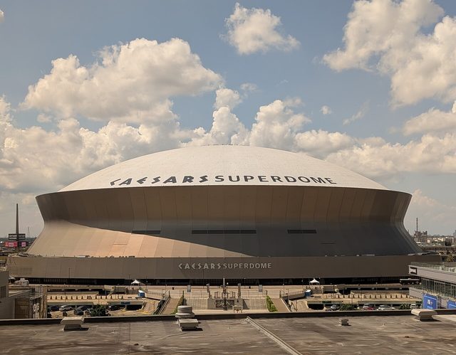 Caesars Superdome — stadium