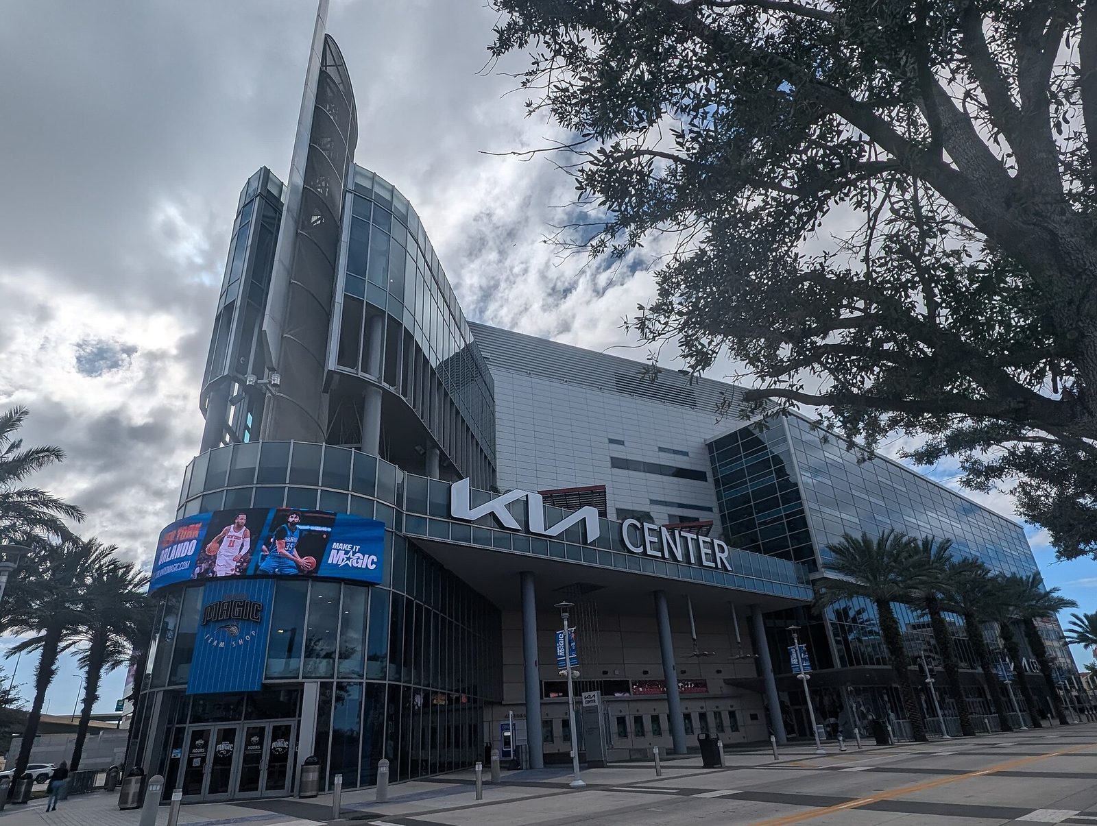 Kia Center — arena