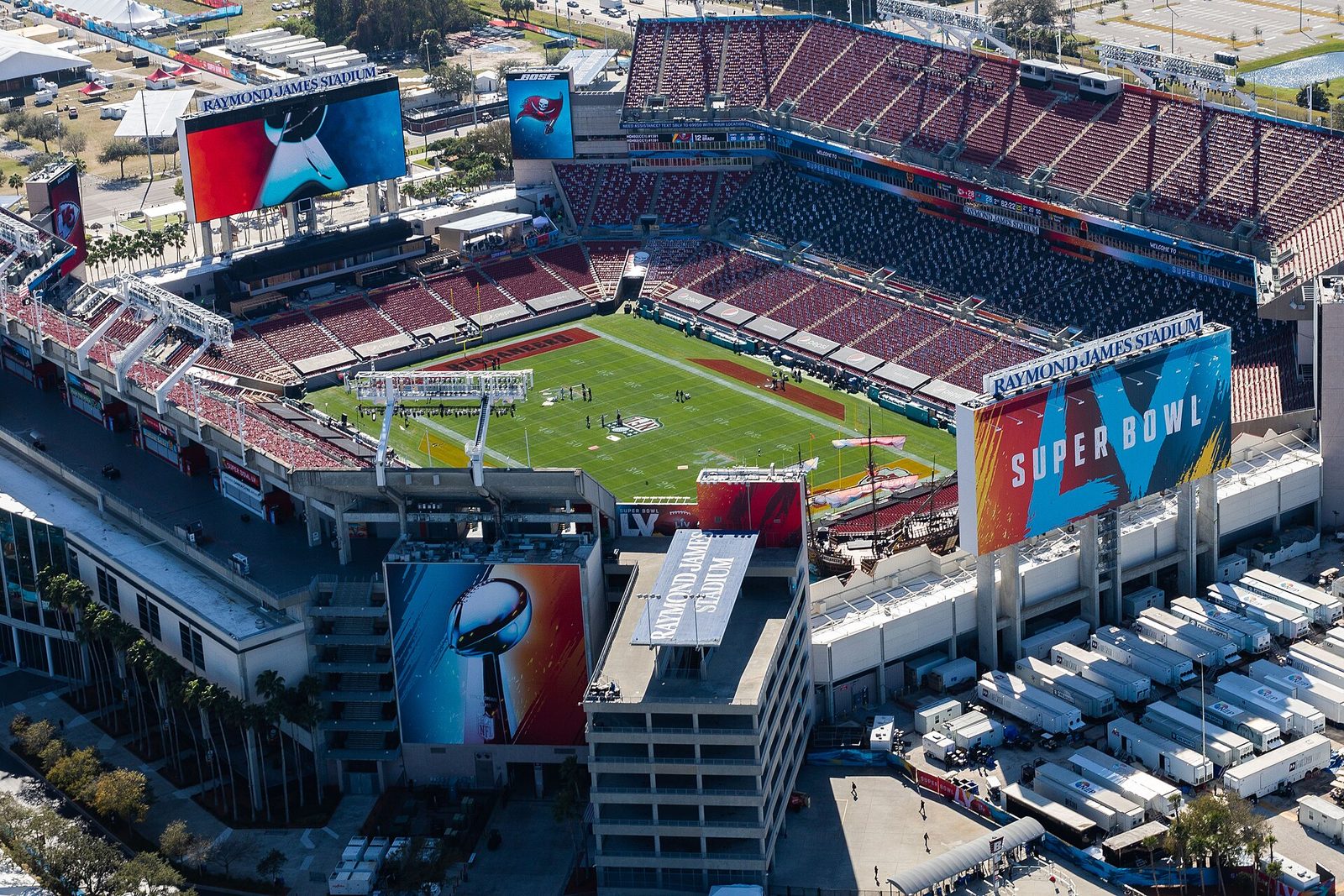 Raymond James Stadium — stadium
