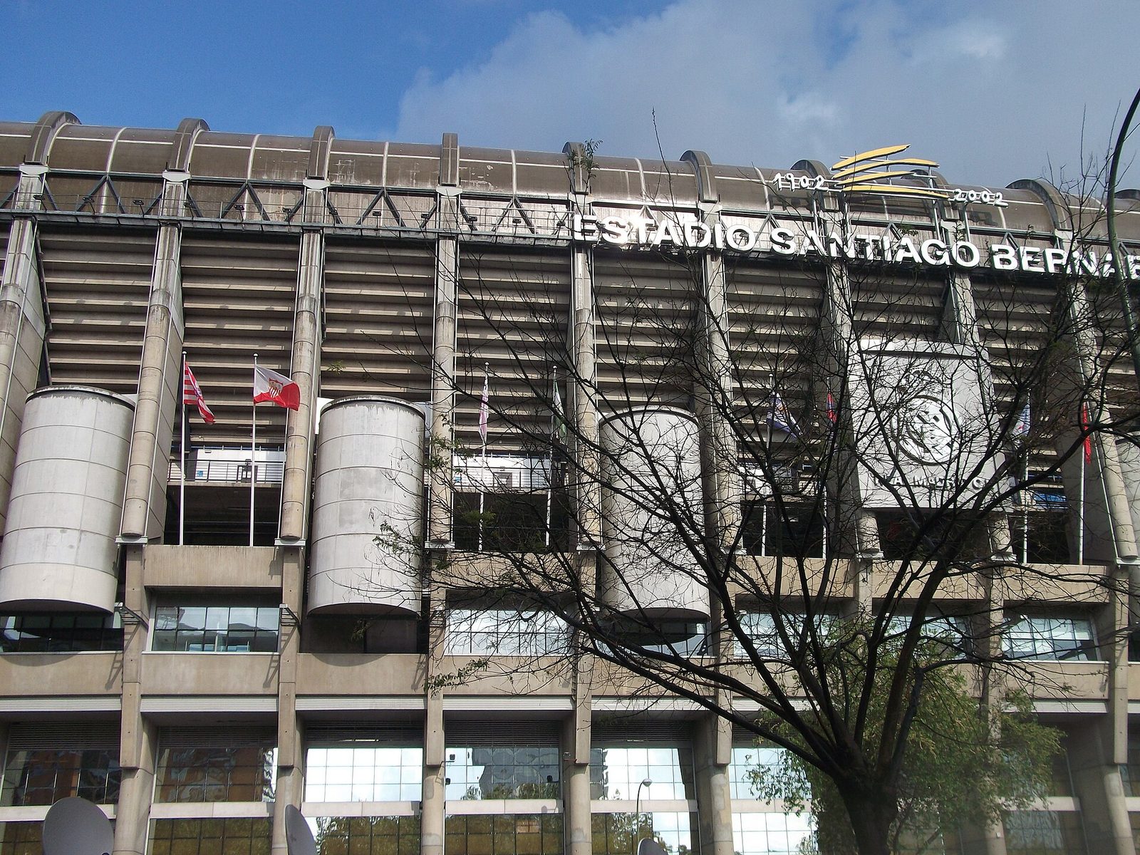 Santiago Bernabéu Stadium — stadium