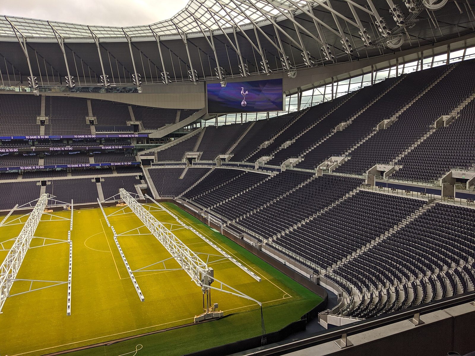 Tottenham Hotspur Stadium — stadium